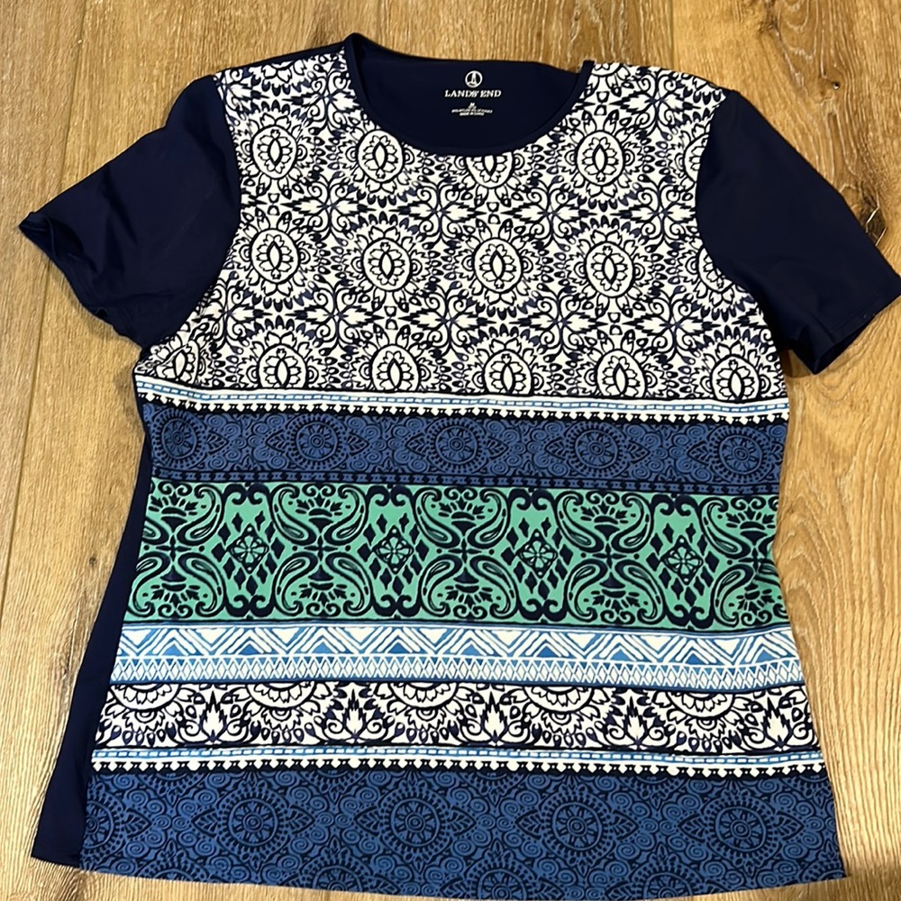 Lands End swim shirt/rash guard. Size medium.